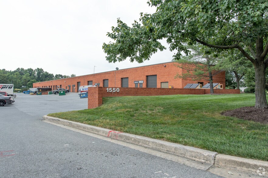 More Photos Of 1500 Caton Center Dr, Arbutus Unknown For Lease