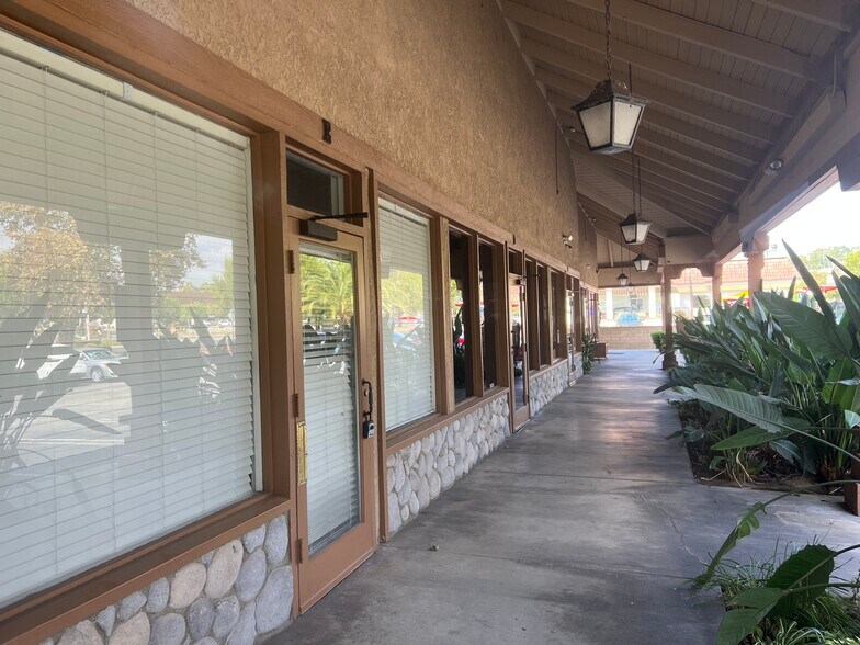 More Photos Of 8977 Foothill Blvd, Rancho Cucamonga Unknown For Lease