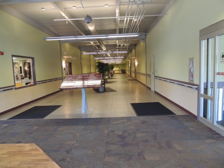 More Photos Of 1600 Sixth Ave, York Medical For Lease
