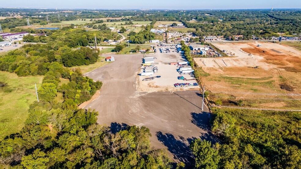 More Photos Of 8010 Rendon Bloodworth Rd, Mansfield Land For Lease