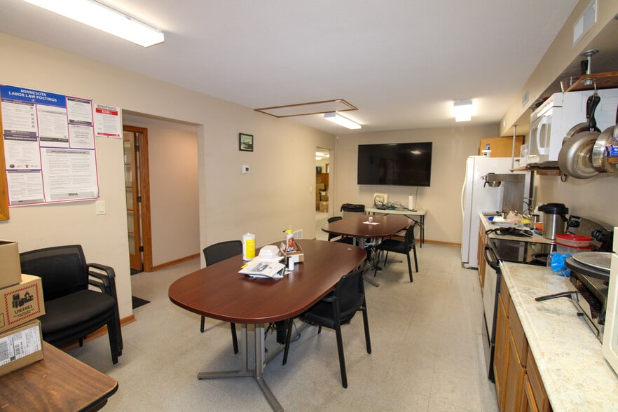 More Photos Of 135 E Front St, Claremont Specialty For Sale