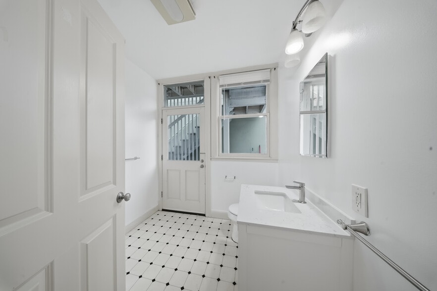 More Photos Of 561 Minna St, San Francisco Multifamily For Sale