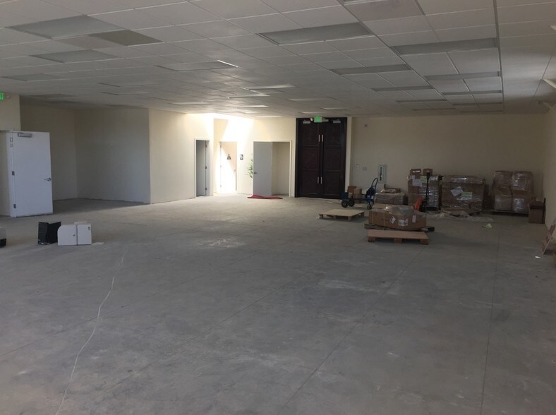 More Photos Of 101-103 Linden Ave, South San Francisco Storefront Retail Office For Lease