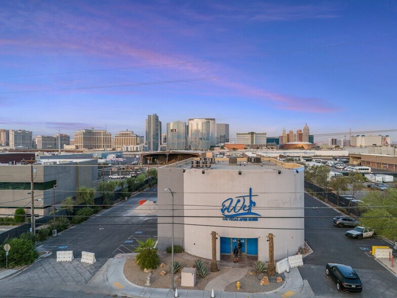 More Photos Of 4636 Wynn Rd, Las Vegas Bar For Lease