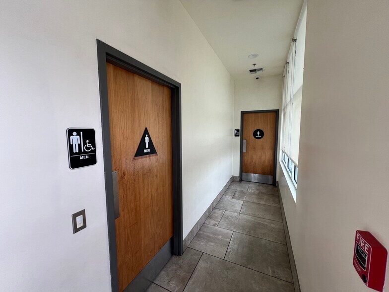 More Photos Of 5555 Laval Rd, Arvin Freestanding For Lease