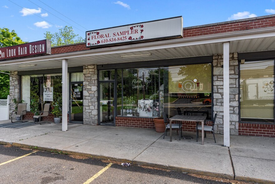 More Photos Of 513-519 Germantown Pike, Lafayette Hill Storefront For Lease
