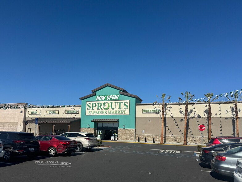 More Photos Of 12400-12682 Amargosa Rd, Victorville Unknown For Lease