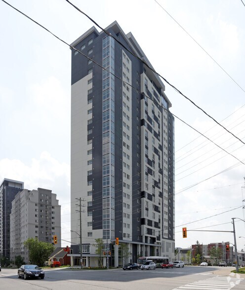 More Photos Of 1 Columbia St W, Waterloo Apartments For Lease