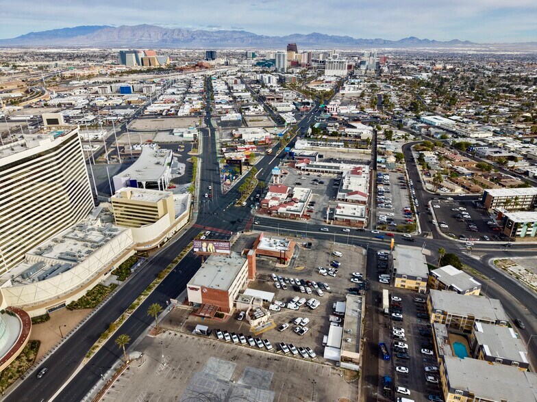 More Photos Of 2001 S Las Vegas Blvd, Las Vegas Fast Food For Lease