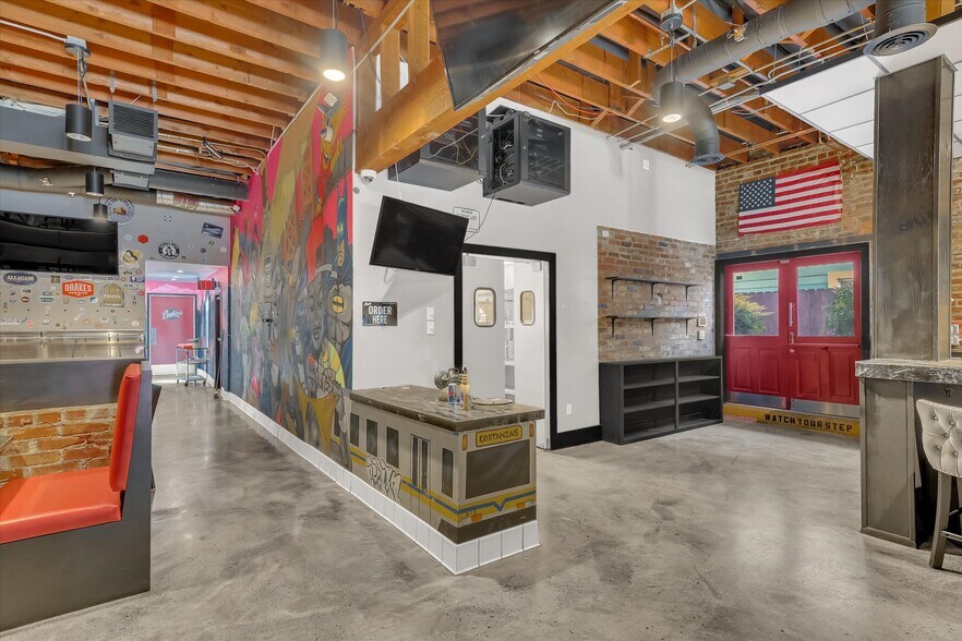 More Photos Of , Sacramento General Retail For Sale