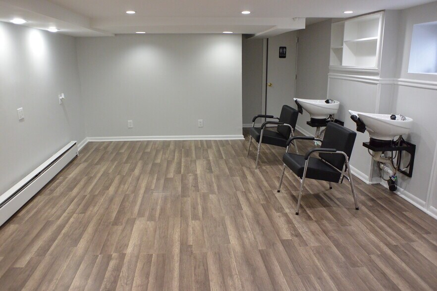 More Photos Of 5862 Christian St, Philadelphia Storefront Retail Residential For Lease