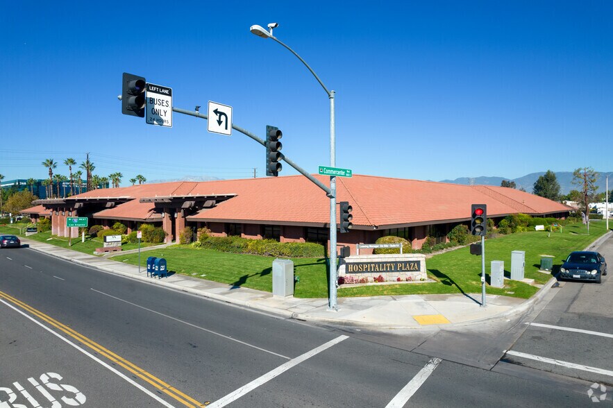 More Photos Of 164 W Hospitality Ln, San Bernardino Medical For Lease