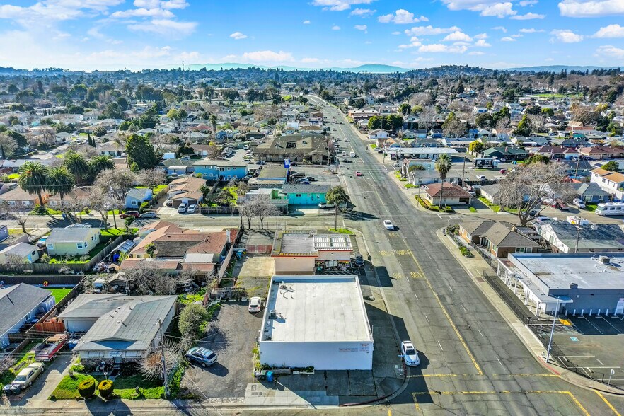 More Photos Of 1727-1731 Springs Rd, Vallejo Freestanding For Sale