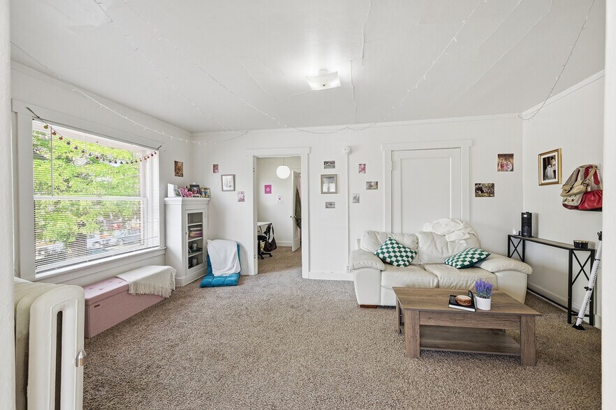 More Photos Of 1090 11th St, Boulder Apartments For Sale