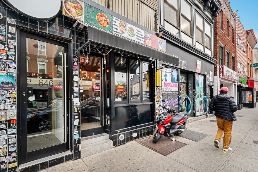 More Photos Of 646 Manhattan Ave, Brooklyn Storefront Retail Residential For Lease