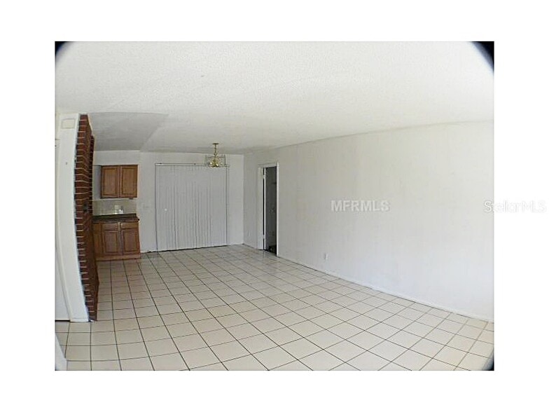 More Photos Of 895 Pasadena Ave, Longwood Multifamily For Sale