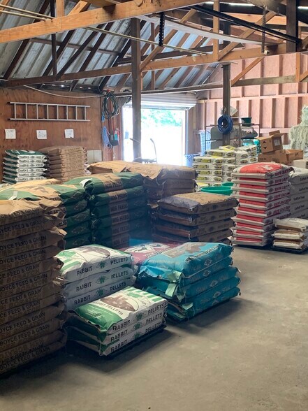 More Photos Of 17186 Highway 321, Dayton Storefront Retail Office For Sale