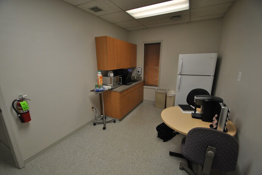 More Photos Of 223 Monmouth Rd, West Long Branch Medical For Lease