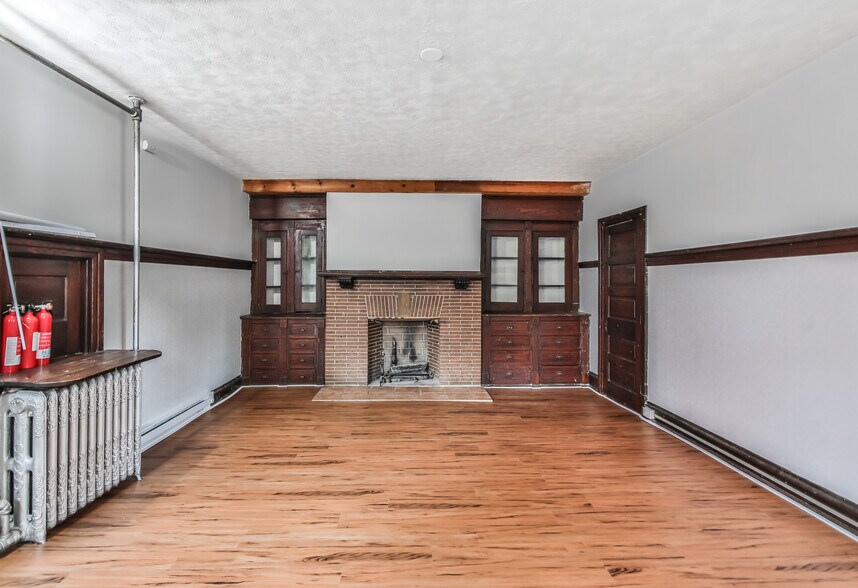 More Photos Of 403 Washington Ave, Sellersville Apartments For Sale
