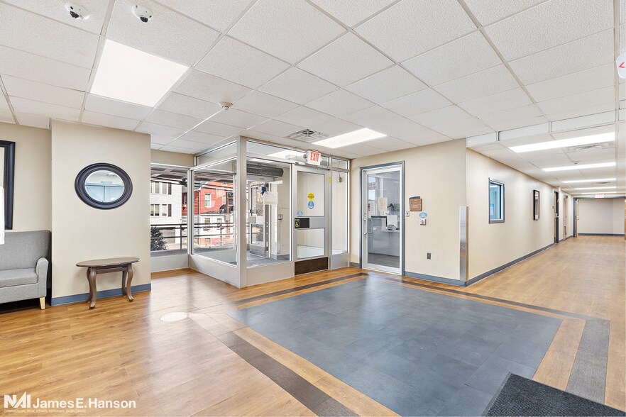 More Photos Of 206 Bergen Ave, Kearny Medical For Lease