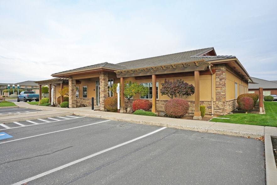 More Photos Of 3919 Creekside Loop, Yakima Medical For Lease