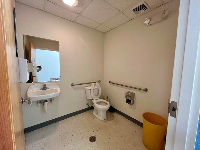 More Photos Of 1268 Westminster St, Providence Storefront Retail Residential For Sale