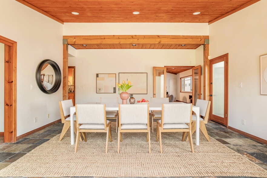 More Photos Of 16 Spinnaker St, Marina Del Rey Multifamily For Sale