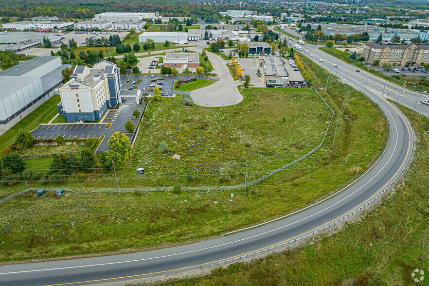 More Photos Of 40-50 Cowan Pl, Guelph Storefront For Lease