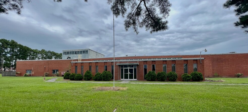 More Photos Of 2600 Wilco Blvd S, Wilson Warehouse For Lease