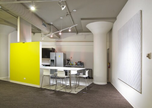 More Photos Of 230 E Ohio St, Chicago Office For Lease