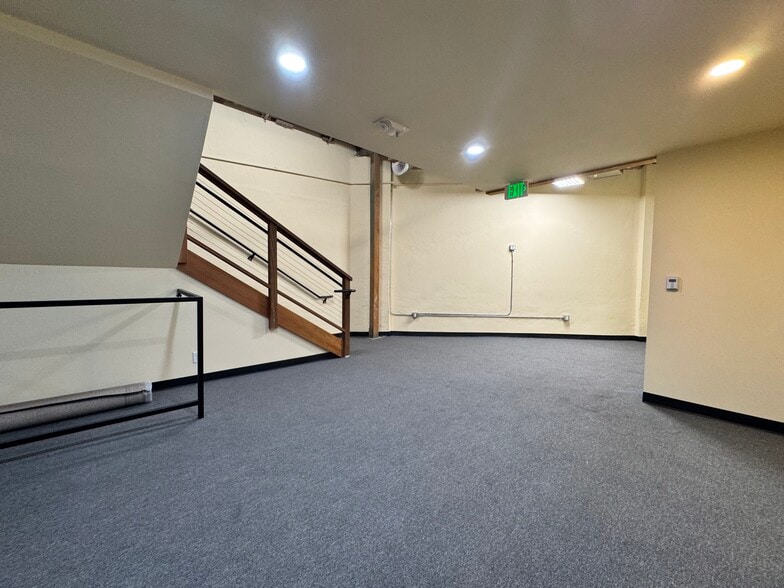 More Photos Of 3608 San Fernando Rd, Glendale Loft Creative Space For Lease