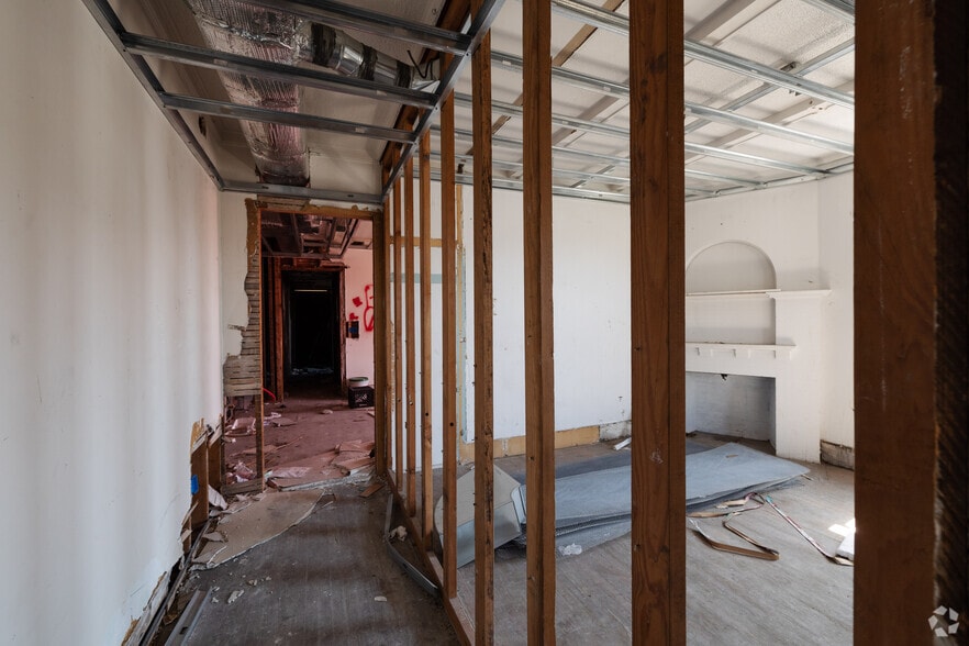 More Photos Of 212 Court St, Binghamton Apartments For Sale