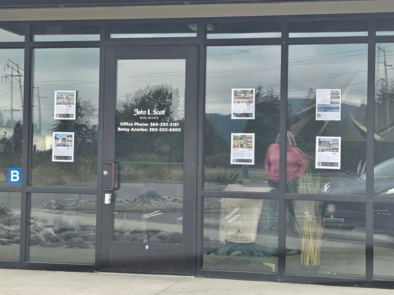 More Photos Of 1320 E Moore St, Sedro Woolley Self Storage For Lease