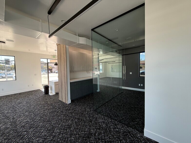 More Photos Of 101 McHenry Ave, Modesto Freestanding For Lease