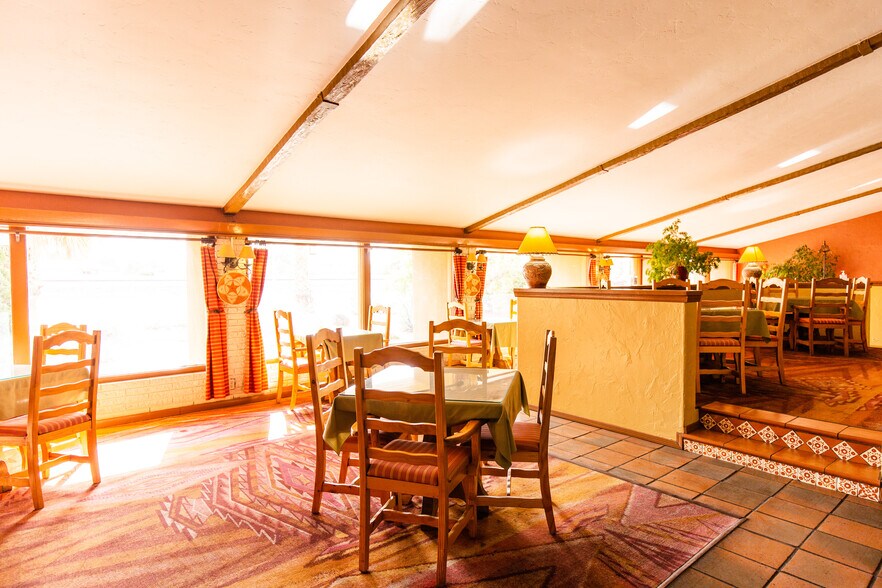 More Photos Of 1765 S Main St, Las Cruces Hotel For Sale