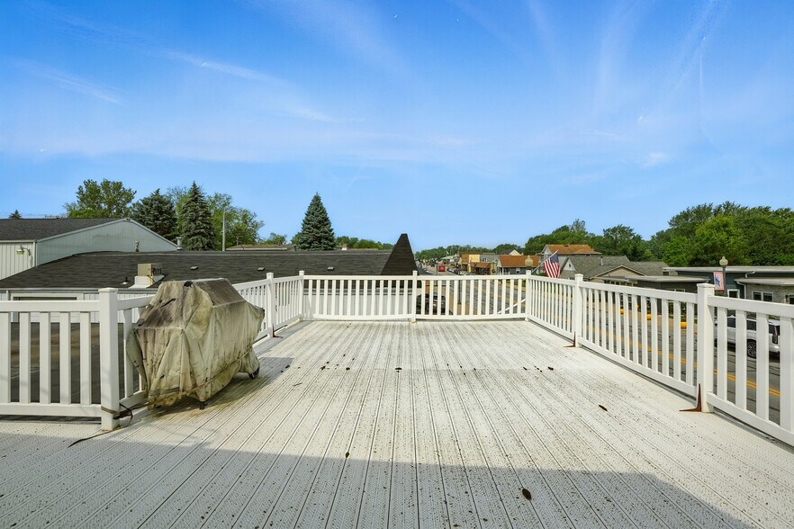 More Photos Of 137 E Joliet St, Schererville Office For Sale