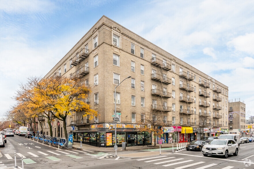 Primary Photo Of 3924-3952 Queens Blvd, Sunnyside Apartments For Lease