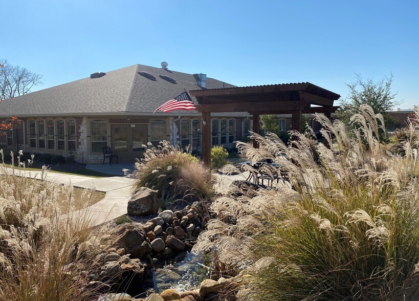 Primary Photo Of 1111 Lone Star, Fort Worth Assisted Living For Sale