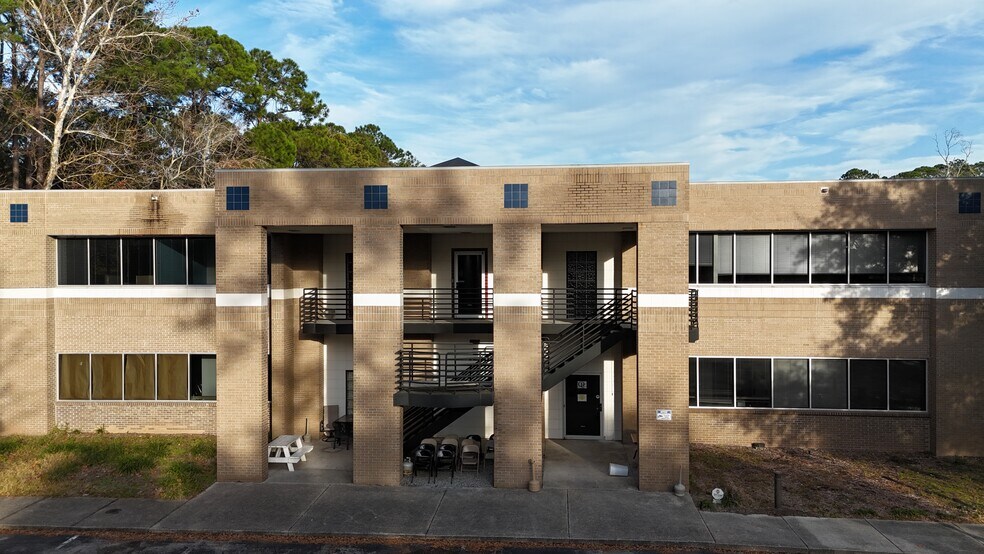 More Photos Of 4063 Salisbury Rd, Jacksonville Medical For Lease