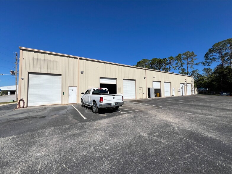 More Photos Of 16717 Bachmann Ave, Hudson Coworking Space