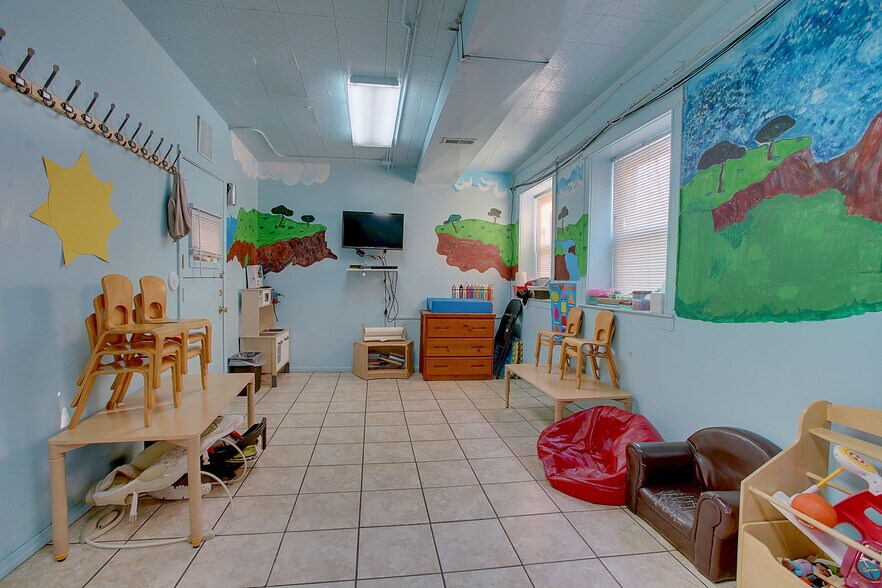 More Photos Of 1321-1323 S Austin Blvd, Cicero Religious Facility For Sale