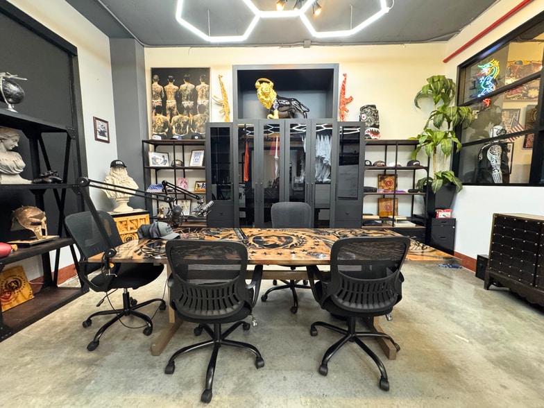 More Photos Of 333 NE 24th St, Miami Office Residential For Lease