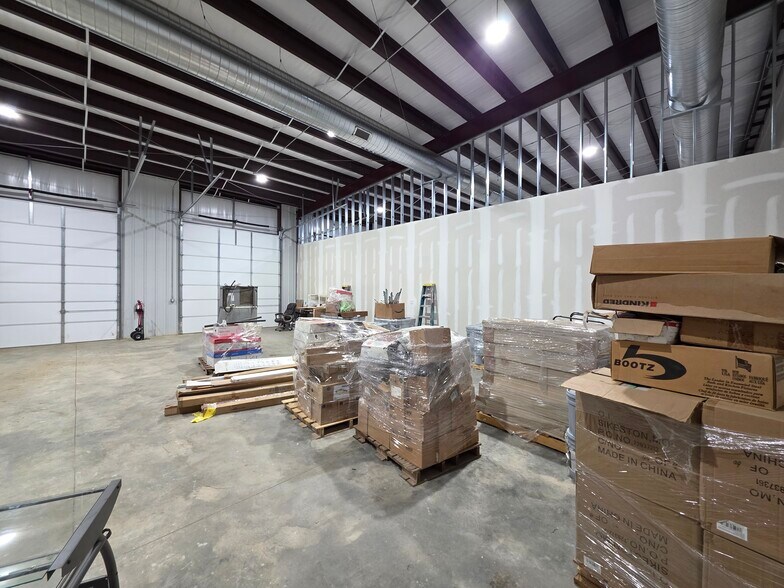 More Photos Of 5300 S Zero St, Fort Smith Storefront Retail Office For Sale