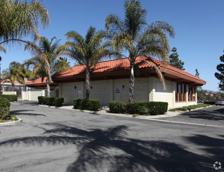 More Photos Of 497-503 N Ventu Park Rd, Newbury Park Freestanding For Lease