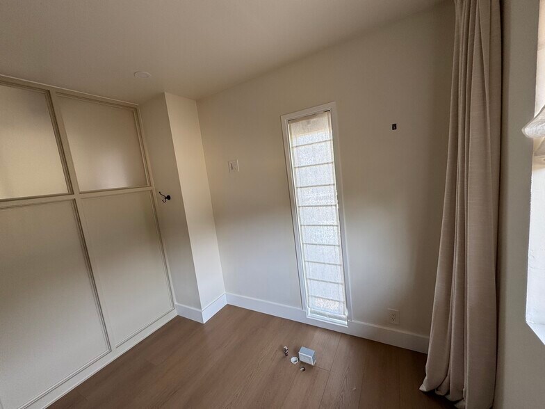 More Photos Of 318 9th St, Del Mar Medical For Lease