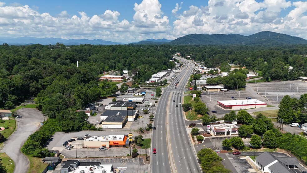 More Photos Of 974 Patton Ave, Asheville Fast Food For Sale