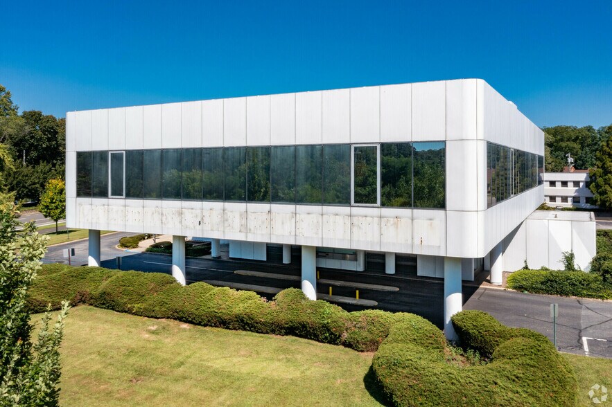 Primary Photo Of 99 Smithtown Byp, Hauppauge Office For Sale