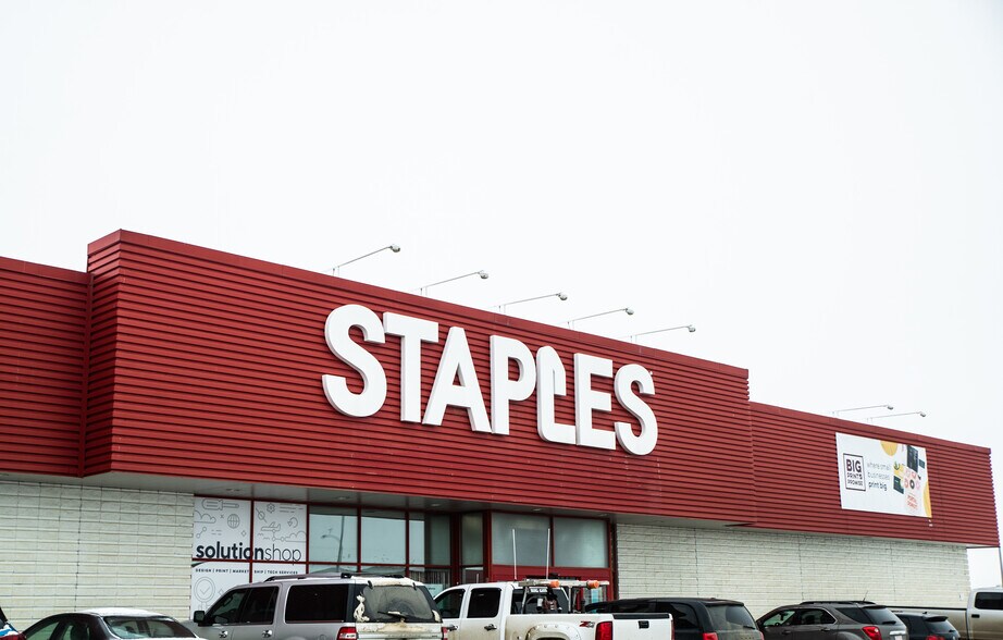 More Photos Of 100 Ave @ 108 St, Grande Prairie Storefront For Lease