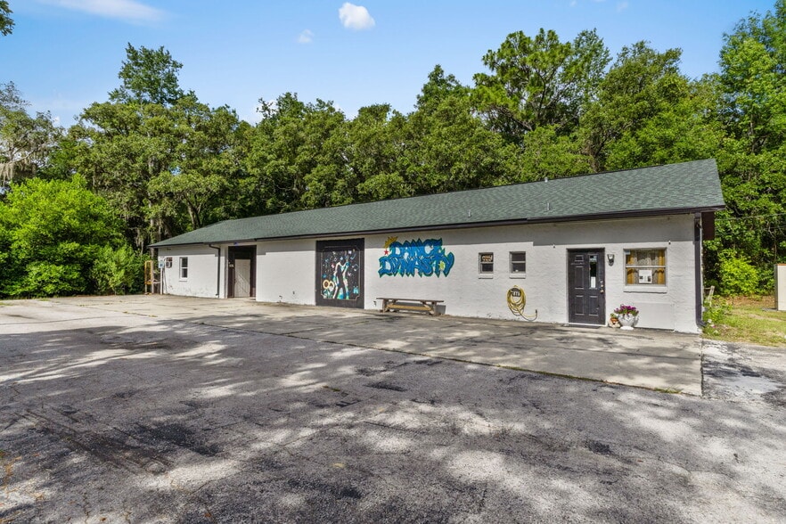 More Photos Of 6950 W Homosassa Trl, Homosassa General Retail For Sale