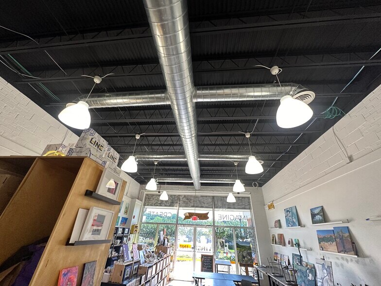 More Photos Of 22715 Washington St, Leonardtown Office For Lease